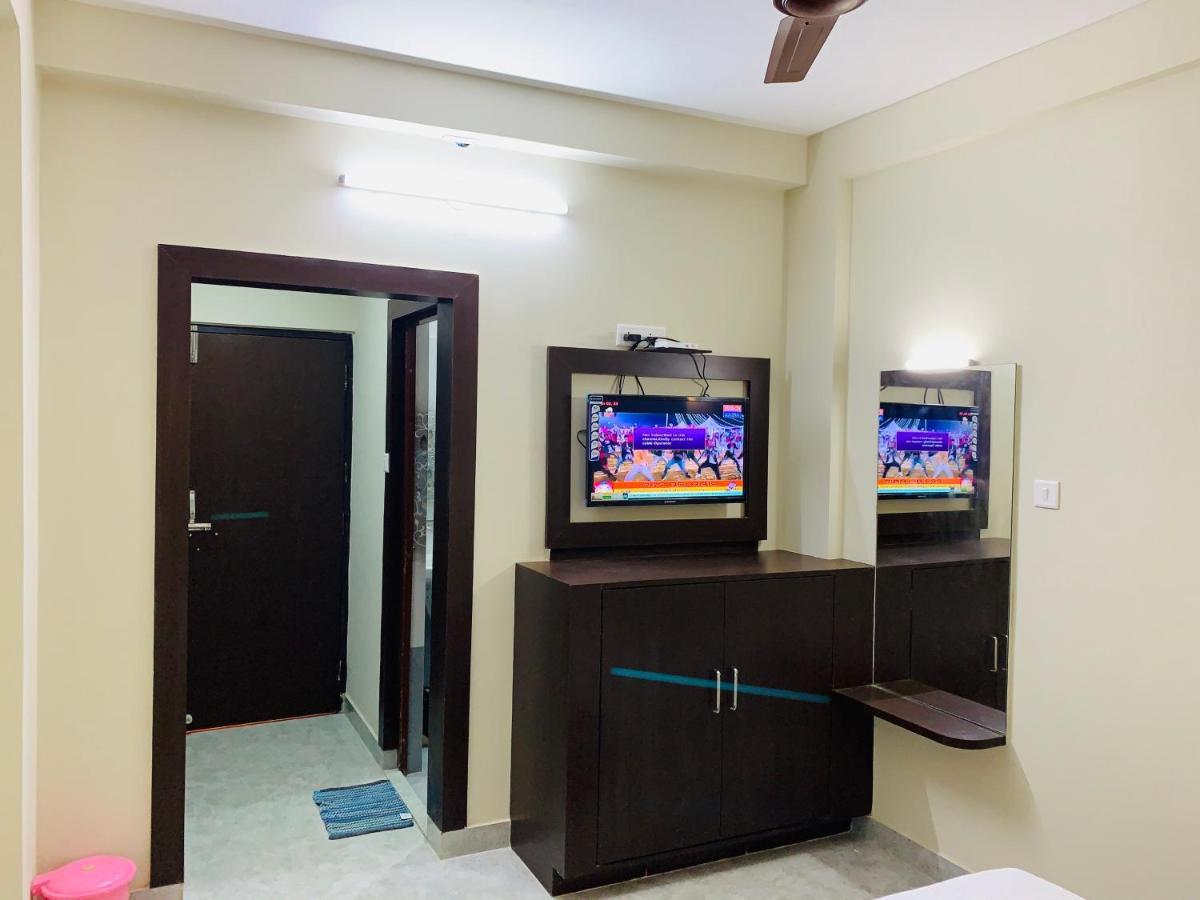 Strategic Inn ปูรี ภายนอก รูปภาพ