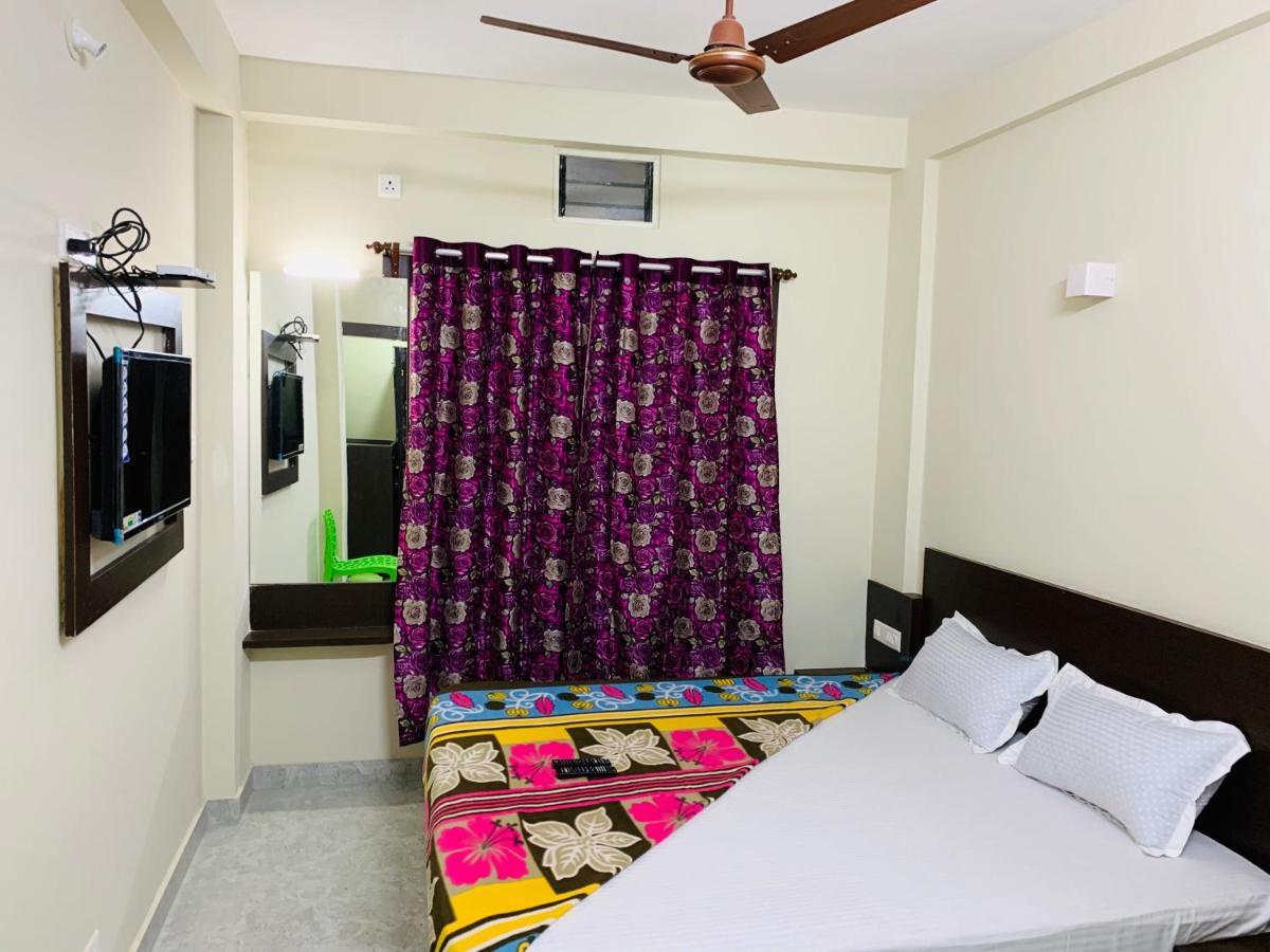 Strategic Inn ปูรี ภายนอก รูปภาพ
